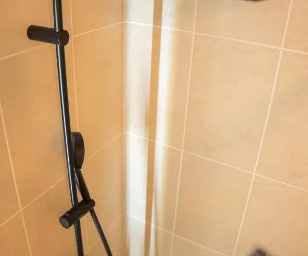 De Florigny Avec Parking Souterrain Et Terrasse Appartement